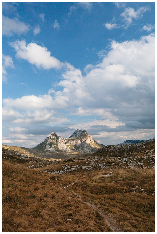 Седлена греда, едно уникално образувание над Добри до