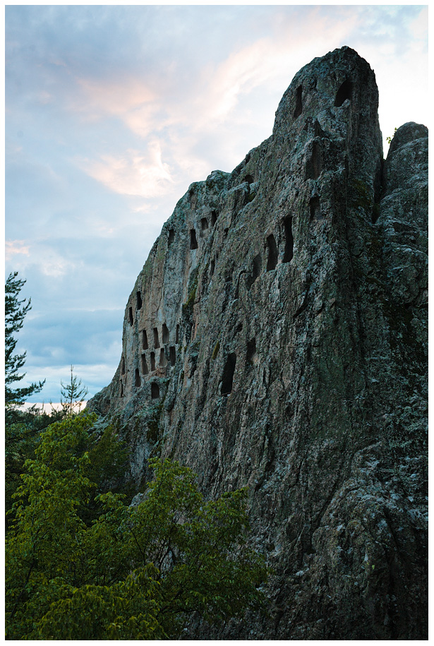 Каменните ниши при Орлови скали