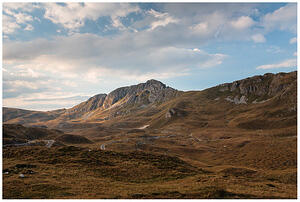 Хребетът Раклйе